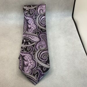 Saddlebred Purple and Black Paisley Tie